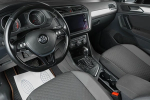 Внедорожник Volkswagen Tiguan 2018 года, 1959000 рублей, Тюмень