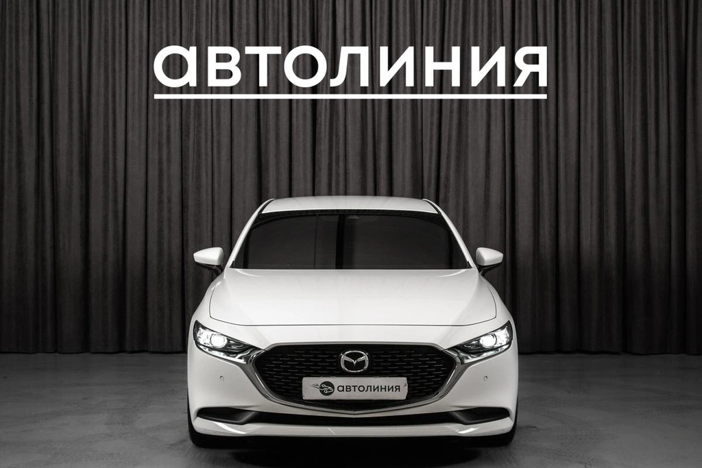 Седан Mazda 3 2020 года, 1800000 рублей, Красноярск