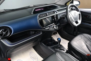 Хетчбэк Toyota Aqua 2016 года, 1199000 рублей, Тюмень