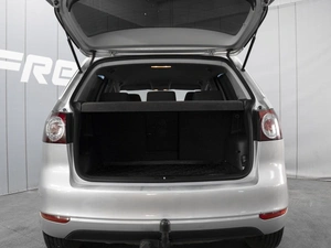 Хетчбэк Volkswagen Golf Plus 2011 года, 660000 рублей, Омск