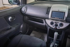 Хетчбэк Nissan Note 2009 года, 629000 рублей, Томск