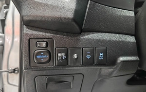 Седан Toyota Corolla 2013 года, 1347000 рублей, Красноярск