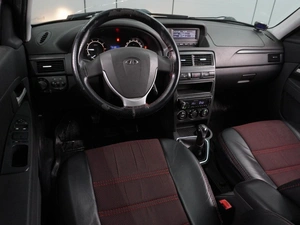 Хетчбэк ВАЗ (LADA) Priora 2015 года, 569000 рублей, Воронеж