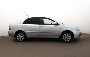 Седан Toyota Corolla 2006 года, 690000 рублей, Орёл