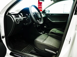 Лифтбек Skoda Rapid 2015 года, 750000 рублей, Красноярск