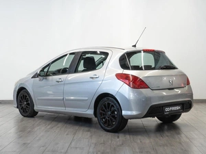 Хетчбэк Peugeot 308 2011 года, 449000 рублей, Саратов