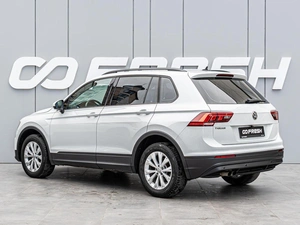 Внедорожник Volkswagen Tiguan 2018 года, 1980000 рублей, Краснодар