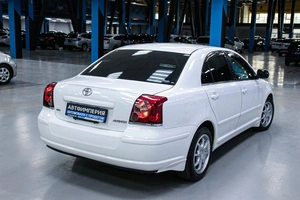Универсал Toyota Avensis 2008 года, 988000 рублей, Солонцы