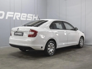 Лифтбек Skoda Rapid 2014 года, 920000 рублей, Омск