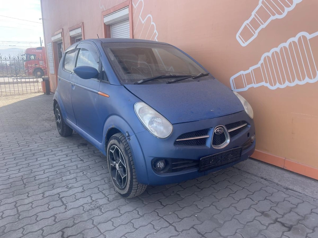 Хетчбэк Subaru R2 2004 года, 250000 рублей, Красноярск