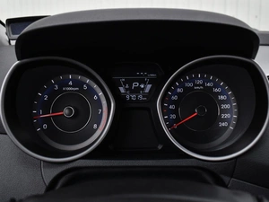 Седан Hyundai Elantra 2015 года, 1230000 рублей, Краснодар