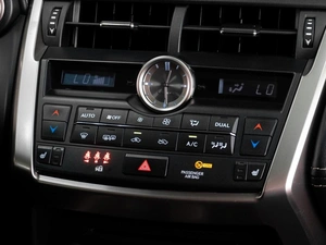 Внедорожник Lexus NX 2016 года, 2799000 рублей, Тюмень