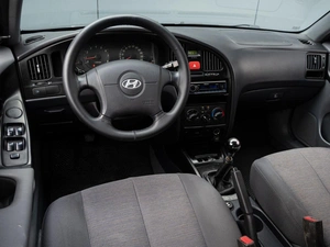 Седан Hyundai Elantra 2005 года, 505000 рублей, Краснодар