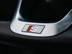 Внедорожник Audi Q3 2021 года, 4145000 рублей, Красноярск
