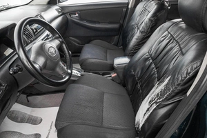 Седан Toyota Corolla 2005 года, 669000 рублей, Барнаул