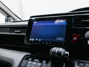 Минивэн Honda Stepwgn Spada 2015 года, 1650000 рублей, Красноярск