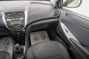 Седан Hyundai Solaris 2012 года, 829000 рублей, Красноярск