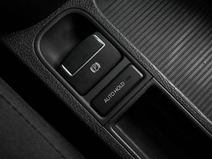 Внедорожник Volkswagen Tiguan 2011 года, 1229000 рублей, Воронеж