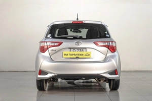 Хетчбэк Toyota Vitz 2019 года, 1189000 рублей, Челябинск