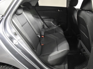 Седан Hyundai Solaris 2017 года, 1225200 рублей, Казань