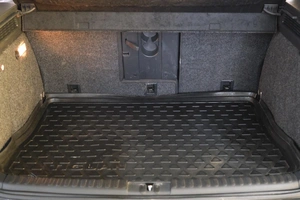 Внедорожник Volkswagen Tiguan 2015 года, 1849000 рублей, Омск