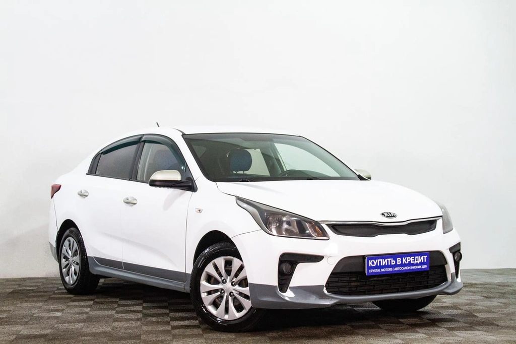 Седан Kia Rio 2019 года, 1199000 рублей, Сургут