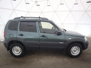 Внедорожник Chevrolet Niva 2014 года, 670000 рублей, Орёл
