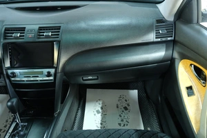 Седан Toyota Camry 2007 года, 999000 рублей, Омск