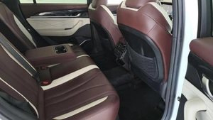 Внедорожник Geely Monjaro 2023 года, 3000000 рублей, Кострома