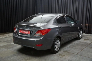 Седан Hyundai Solaris 2011 года, 799000 рублей, Красноярск