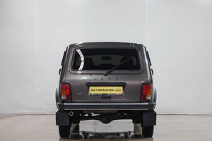 Внедорожник ВАЗ (LADA) 2131 (4x4) Рысь 2018 года, 719000 рублей, Новокузнецк