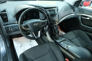 Универсал Hyundai i40 2013 года, 1399000 рублей, Омск