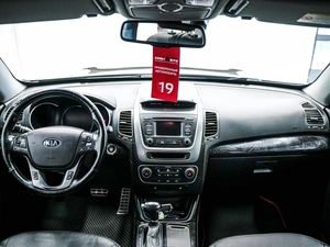 Внедорожник Kia Sorento 2013 года, 1670000 рублей, Красноярск