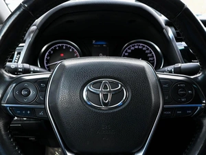 Седан Toyota Camry 2018 года, 2680000 рублей, Волгоград