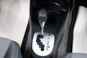 Хетчбэк Toyota Vitz 2013 года, 899000 рублей, Новосибирск