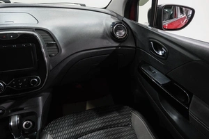 Внедорожник Renault Kaptur 2019 года, 1599000 рублей, Новокузнецк