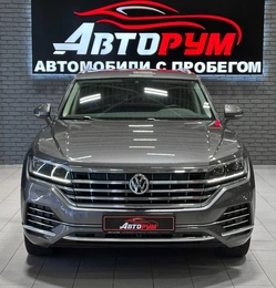 Внедорожник Volkswagen Touareg 2019 года, 4150000 рублей, Красноярск