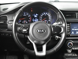 Хетчбэк Kia Rio X-Line 2018 года, 1048200 рублей, Казань