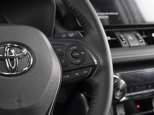 Внедорожник Toyota RAV4 2025 года, 4470000 рублей, Омск