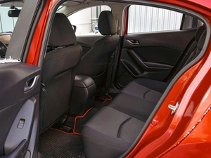 Седан Mazda 3 2014 года, 1398000 рублей, Краснодар