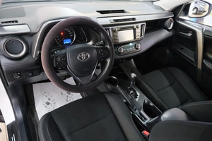 Внедорожник Toyota RAV4 2014 года, 1889000 рублей, Омск