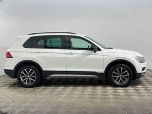 Внедорожник Volkswagen Tiguan 2019 года, 2325000 рублей, Казань