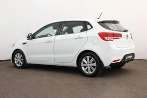 Хетчбэк Kia Rio 2016 года, 999000 рублей, Орёл