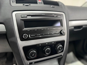 Лифтбек Skoda Octavia 2012 года, 829000 рублей, Красноярск