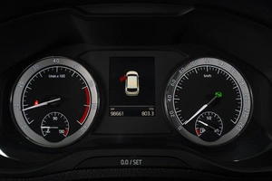 Внедорожник Skoda Karoq 2021 года, 2330000 рублей, Омск