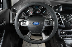 Хетчбэк Ford Focus 2013 года, 999000 рублей, Тюмень