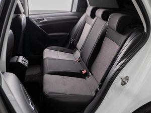 Хетчбэк Volkswagen Golf 2013 года, 979000 рублей, Тюмень