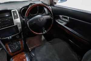 Внедорожник Toyota Harrier 2012 года, 2159000 рублей, Новокузнецк