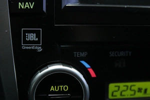 Седан Toyota Camry 2012 года, 1778000 рублей, Солонцы