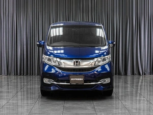 Минивэн Honda Stepwgn Spada 2015 года, 1749000 рублей, Тюмень